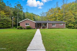 4299 Fairview Road, Duffield, VA 24244
