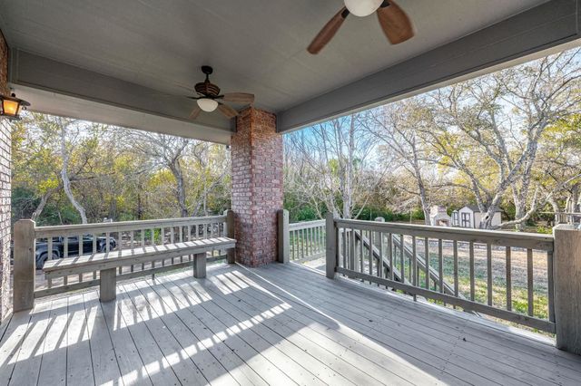 520 E Hedgewood Ct, Andover, KS 67002