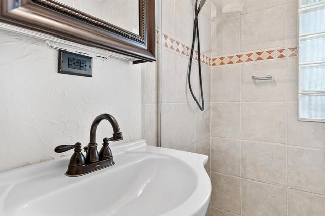 348 Plymouth Road, West Palm Beach, FL 33405