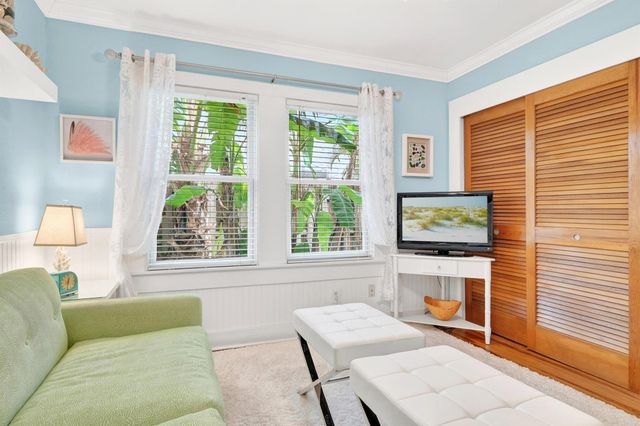 348 Plymouth Road, West Palm Beach, FL 33405