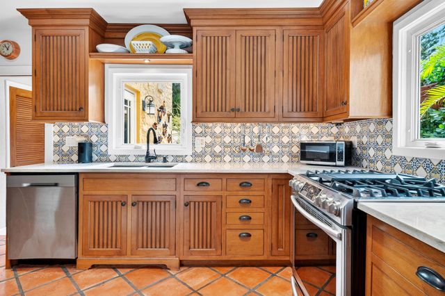 348 Plymouth Road, West Palm Beach, FL 33405