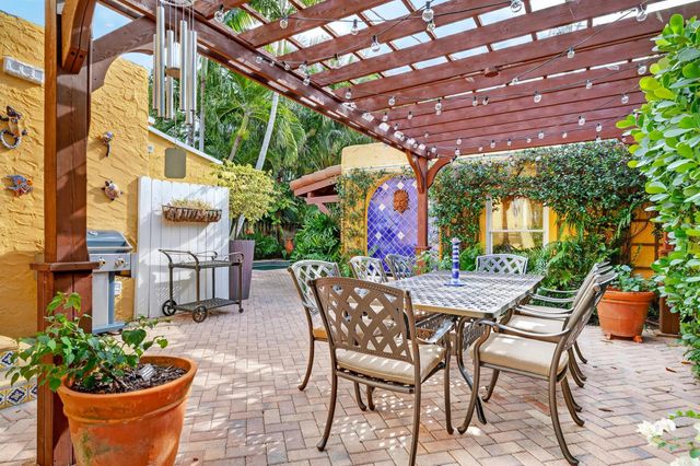 348 Plymouth Road, West Palm Beach, FL 33405