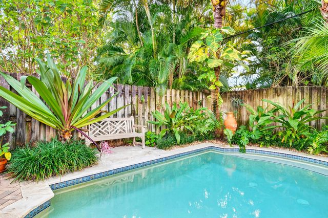 348 Plymouth Road, West Palm Beach, FL 33405