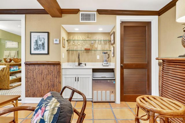 348 Plymouth Road, West Palm Beach, FL 33405