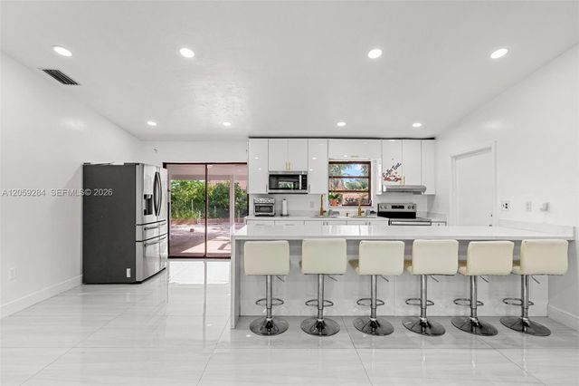 364 NW 17th Ct, Homestead, FL 33030