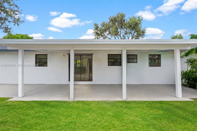 364 NW 17th Ct, Homestead, FL 33030