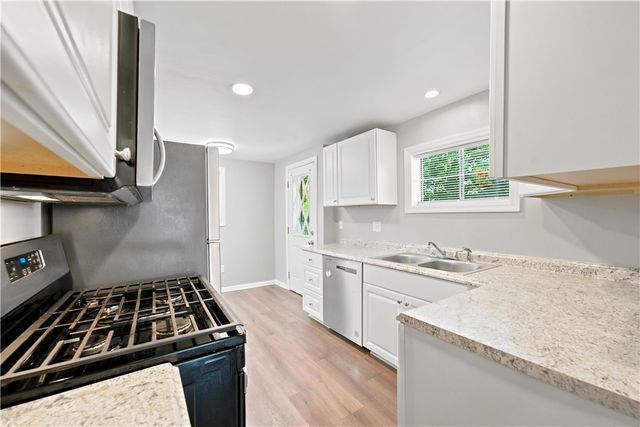 2734 Philadelphia Ave, Dormont, PA 15216