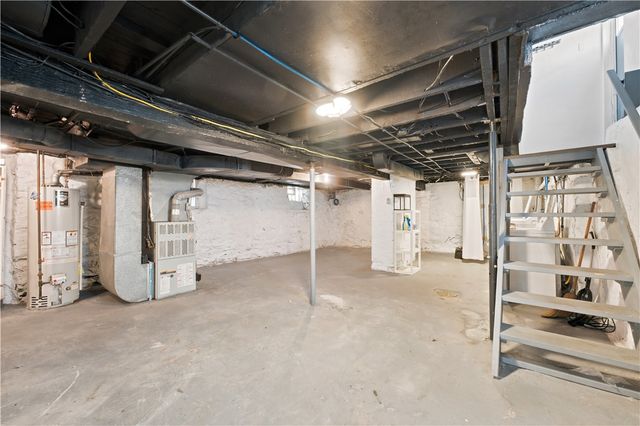 2734 Philadelphia Ave, Dormont, PA 15216
