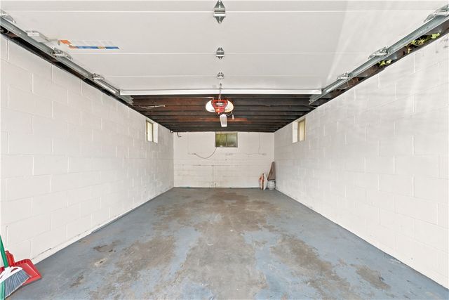 2734 Philadelphia Ave, Dormont, PA 15216