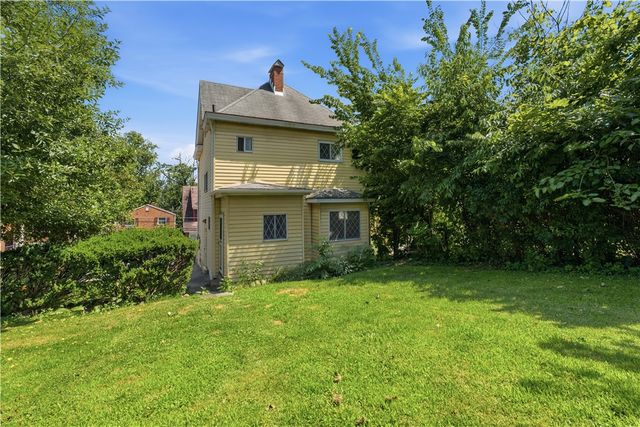 2734 Philadelphia Ave, Dormont, PA 15216