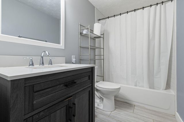 3515 Central Avenue, Urbancrest, OH 43123