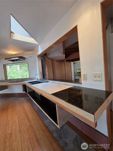 5612 Cape George Rd, Port Townsend, WA 98368
