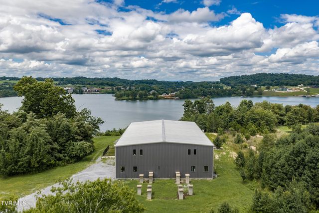 809 South Austin Springs Road, Johnson City, TN 37601