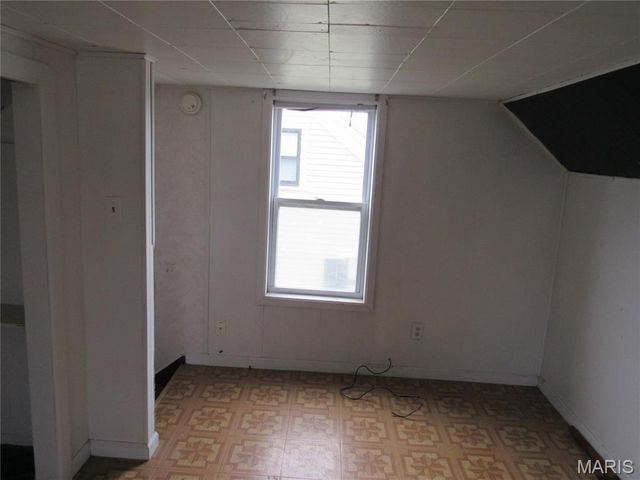 104 E South Street, Mascoutah, IL 62258