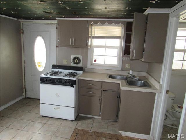 104 E South Street, Mascoutah, IL 62258