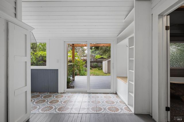 640 Charles St, Santa Rosa, CA 95404