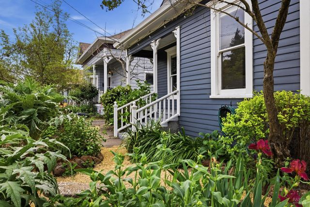 640 Charles St, Santa Rosa, CA 95404