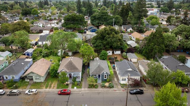 640 Charles St, Santa Rosa, CA 95404