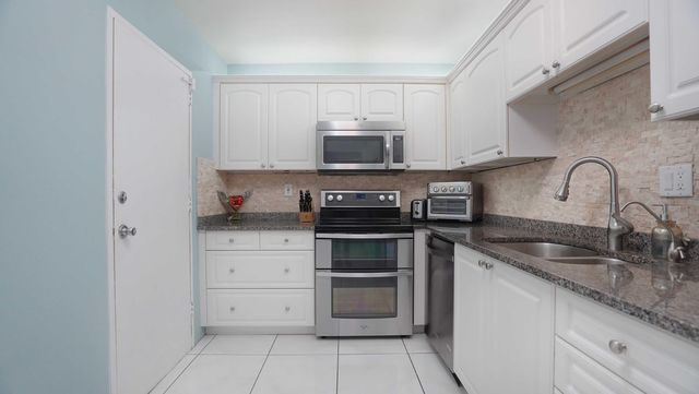 4250 GALT OCEAN Drive PHM, Fort Lauderdale, FL 33308