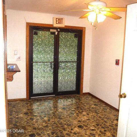 105 N Pearl Avenue, Joplin, MO 64801