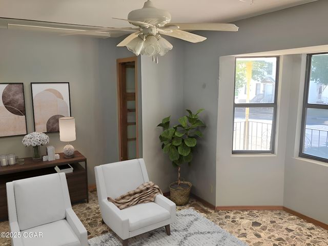 105 N Pearl Avenue, Joplin, MO 64801