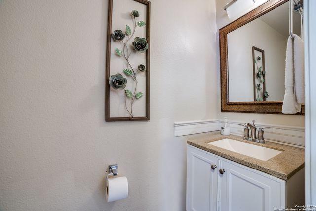 10626 Cat Mtn, San Antonio, TX 78251