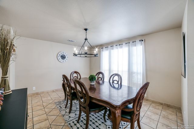 10626 Cat Mtn, San Antonio, TX 78251