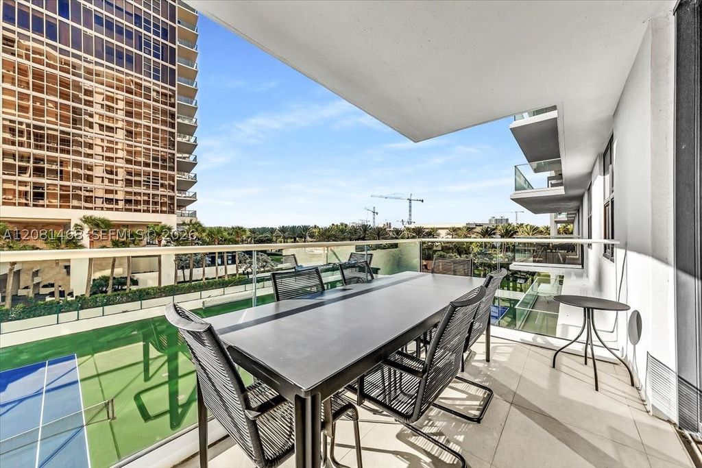Image 26 of property listing at 9801 Collins Ave 5U, Bal Harbour, FL 33154