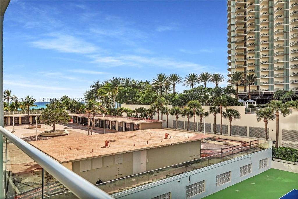Image 33 of property listing at 9801 Collins Ave 5U, Bal Harbour, FL 33154