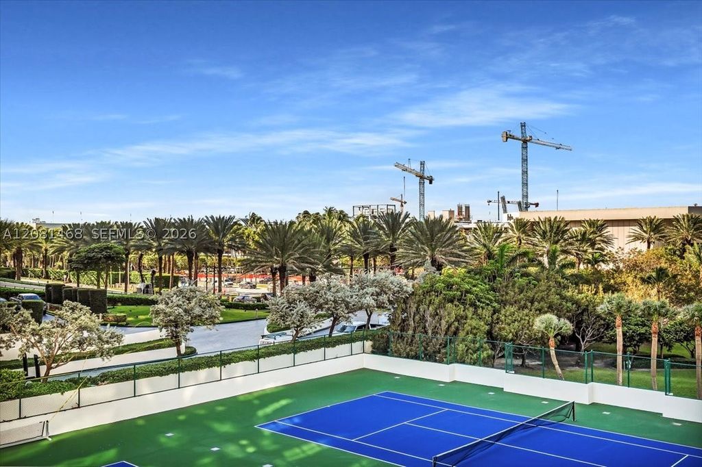 Image 34 of property listing at 9801 Collins Ave 5U, Bal Harbour, FL 33154