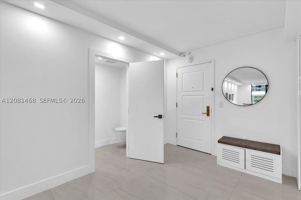 Image 39 of property listing at 9801 Collins Ave 5U, Bal Harbour, FL 33154