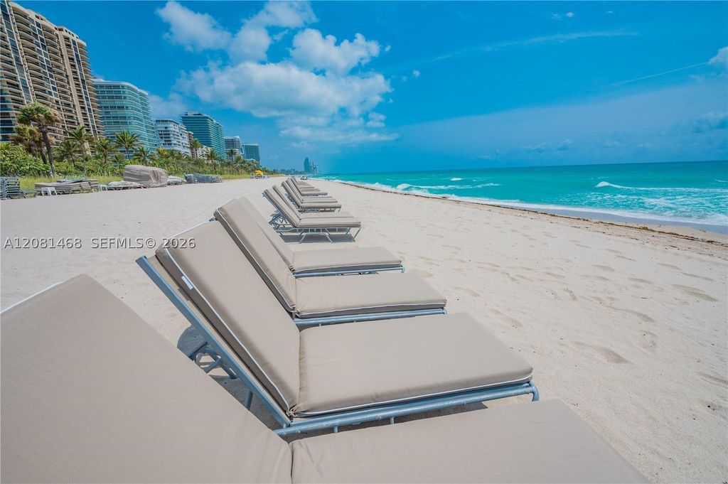 Image 41 of property listing at 9801 Collins Ave 5U, Bal Harbour, FL 33154