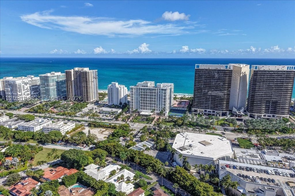 Image 53 of property listing at 9801 Collins Ave 5U, Bal Harbour, FL 33154