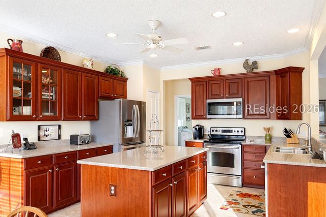 25 Wandering Daisy Dr, Bluffton, SC 29909