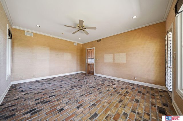 4200 S 59th Street Court, Lincoln, NE 68506