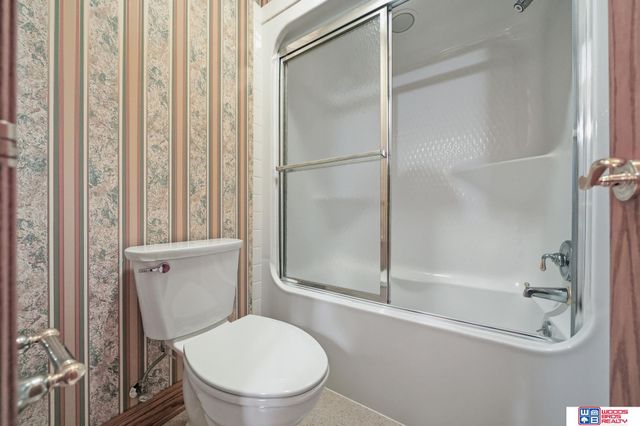 4200 S 59th Street Court, Lincoln, NE 68506