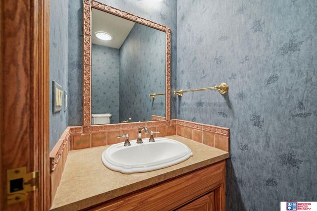 4200 S 59th Street Court, Lincoln, NE 68506