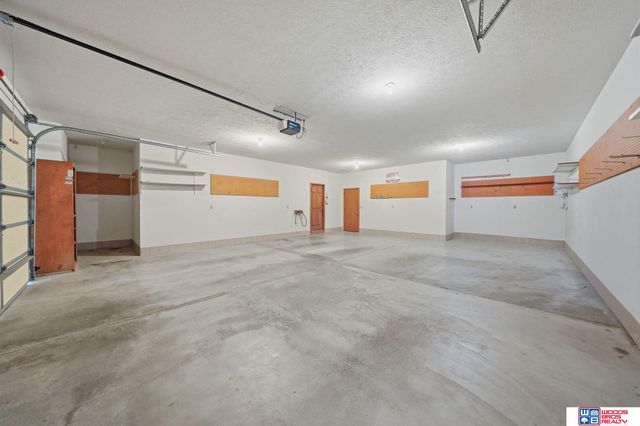 4200 S 59th Street Court, Lincoln, NE 68506