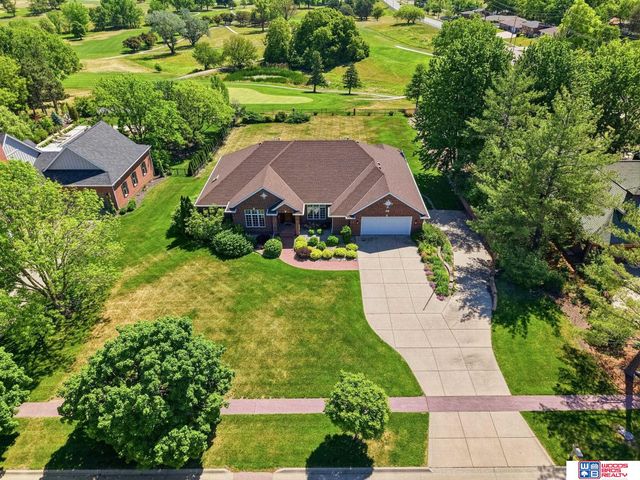 4200 S 59th Street Court, Lincoln, NE 68506