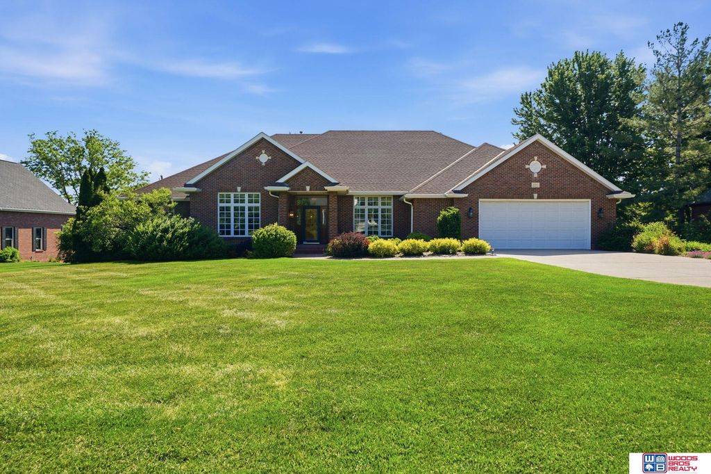 4200 S 59th Street Court, Lincoln, NE 68506