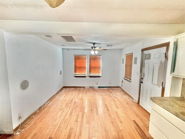 527 N Lahoma Avenue, Norman, OK 73069