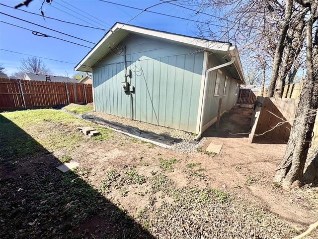 527 N Lahoma Avenue, Norman, OK 73069