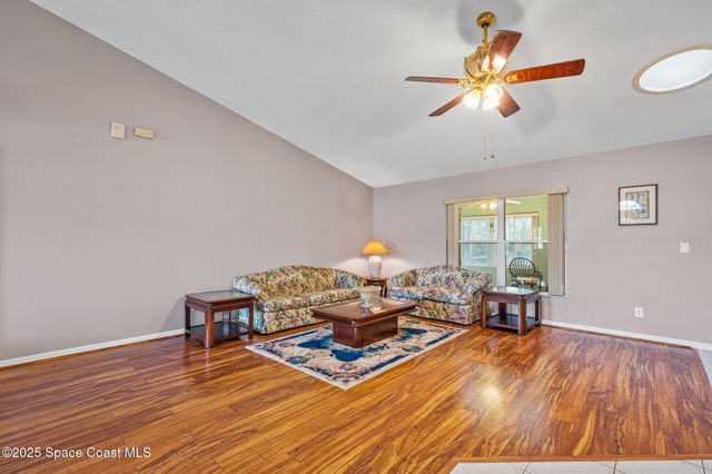 1527 Glencove Avenue NW, Palm Bay, FL 32907