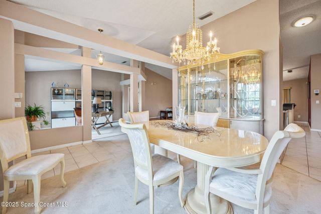 1527 Glencove Avenue NW, Palm Bay, FL 32907