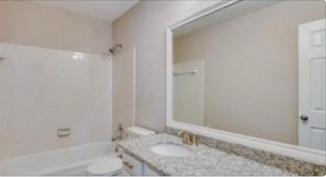 15827 Roxton Ridge Drive, Houston, TX 77598