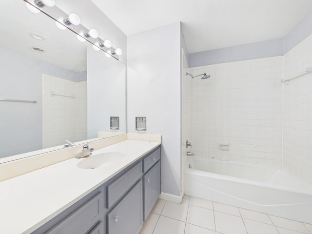 7655 S Braeswood Boulevard 45, Houston, TX 77071