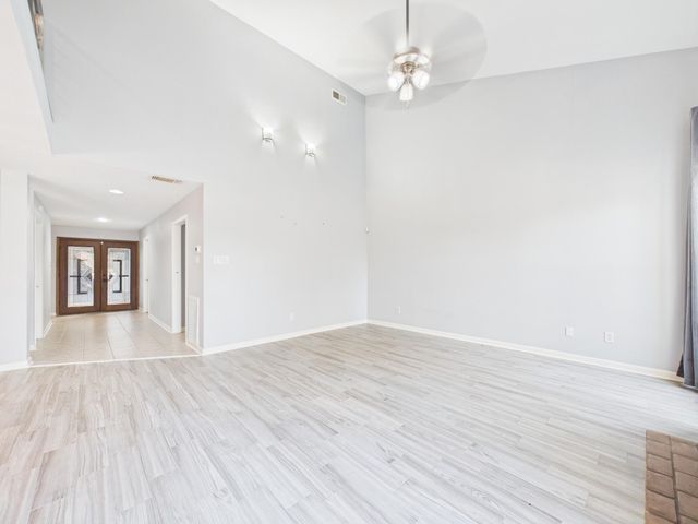 7655 S Braeswood Boulevard 45, Houston, TX 77071