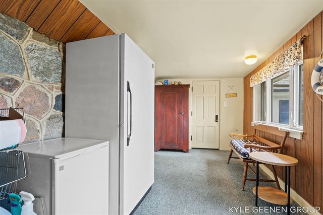 1418 Waukazoo Drive, Holland, MI 49424