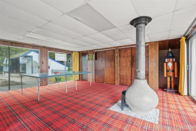1418 Waukazoo Drive, Holland, MI 49424