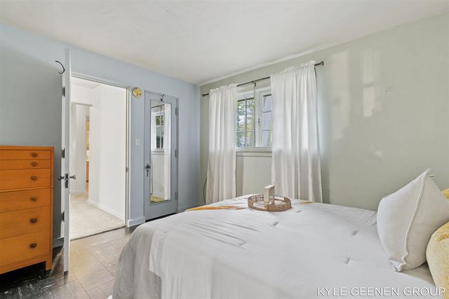 1418 Waukazoo Drive, Holland, MI 49424